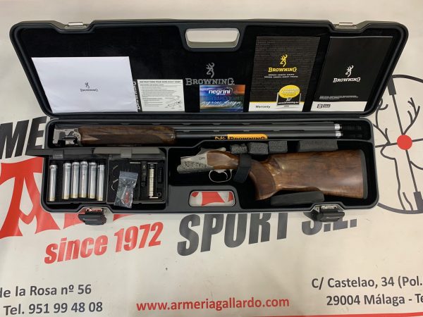 ESCOPETA BROWNING 825 PRO TRAP NOVEDAD