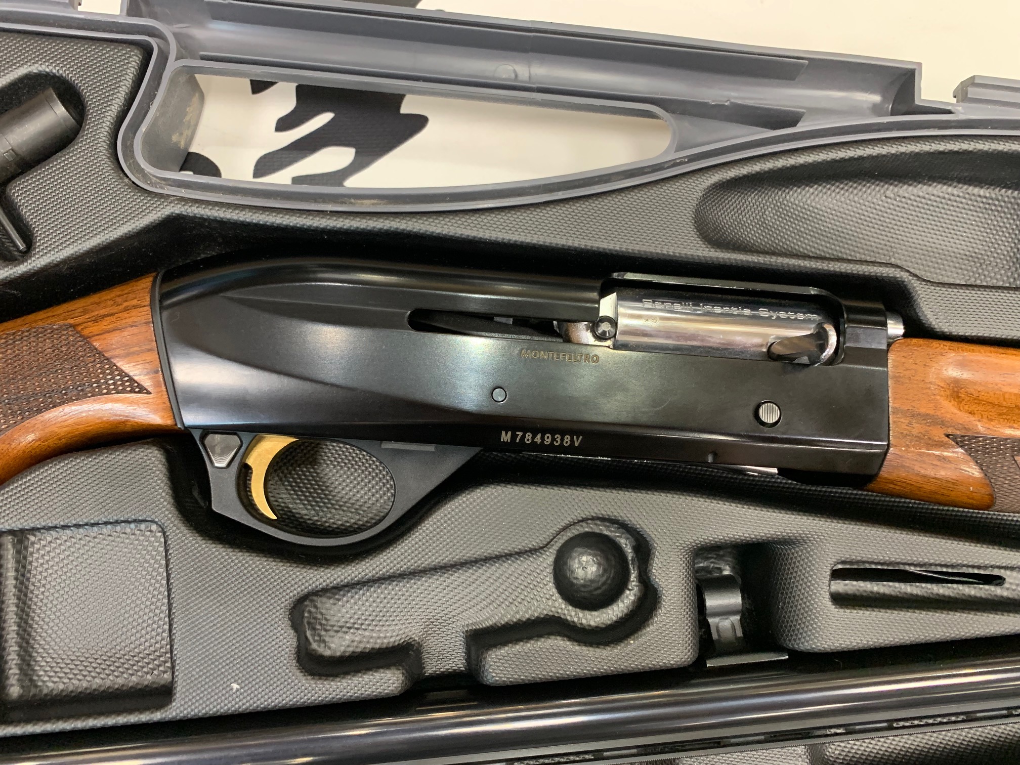 ESCOPETA BENELLI MONTEFELTRO EXTRALIGHT