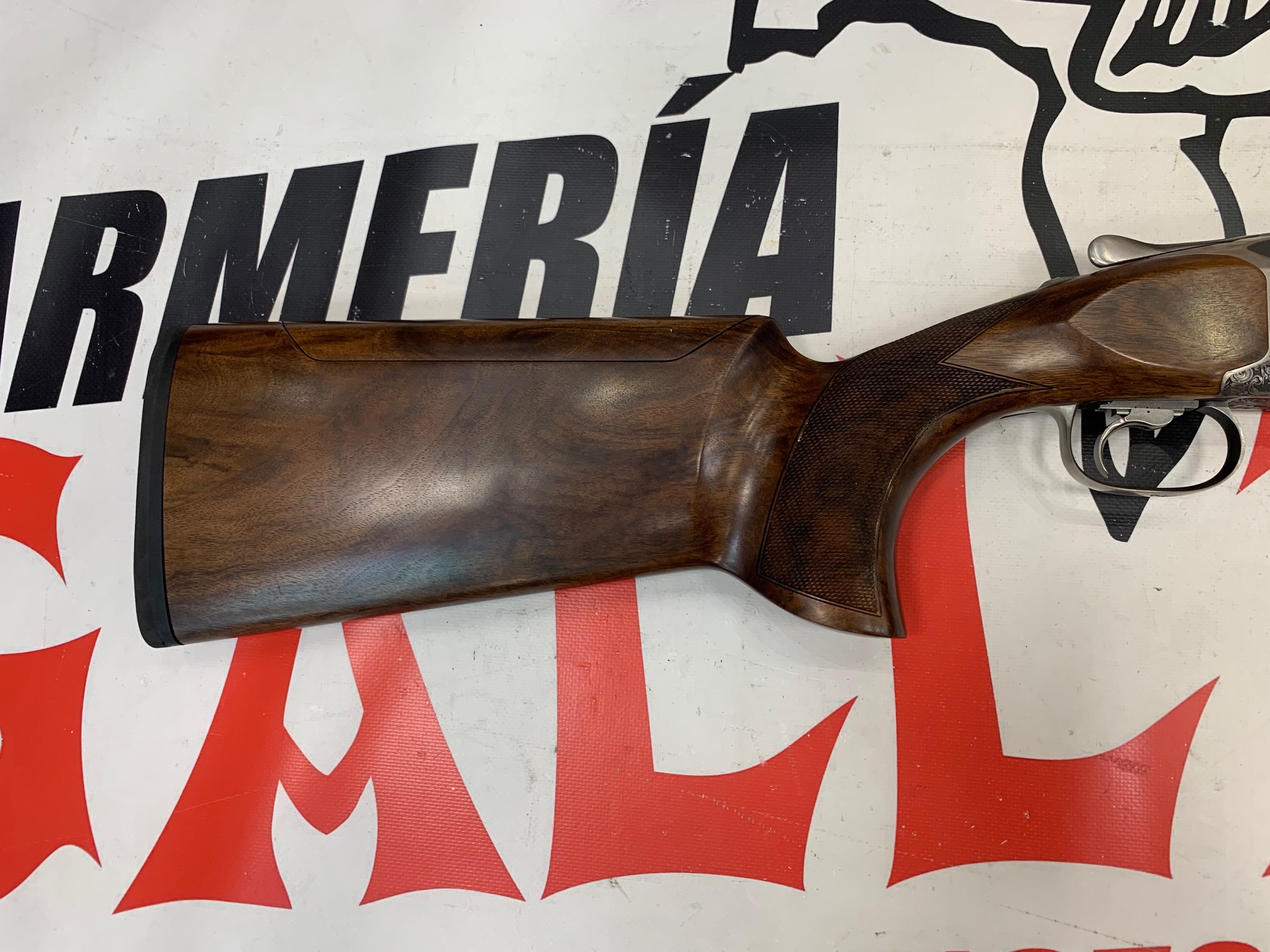 ESCOPETA BROWNING 825 PRO TRAP NOVEDAD