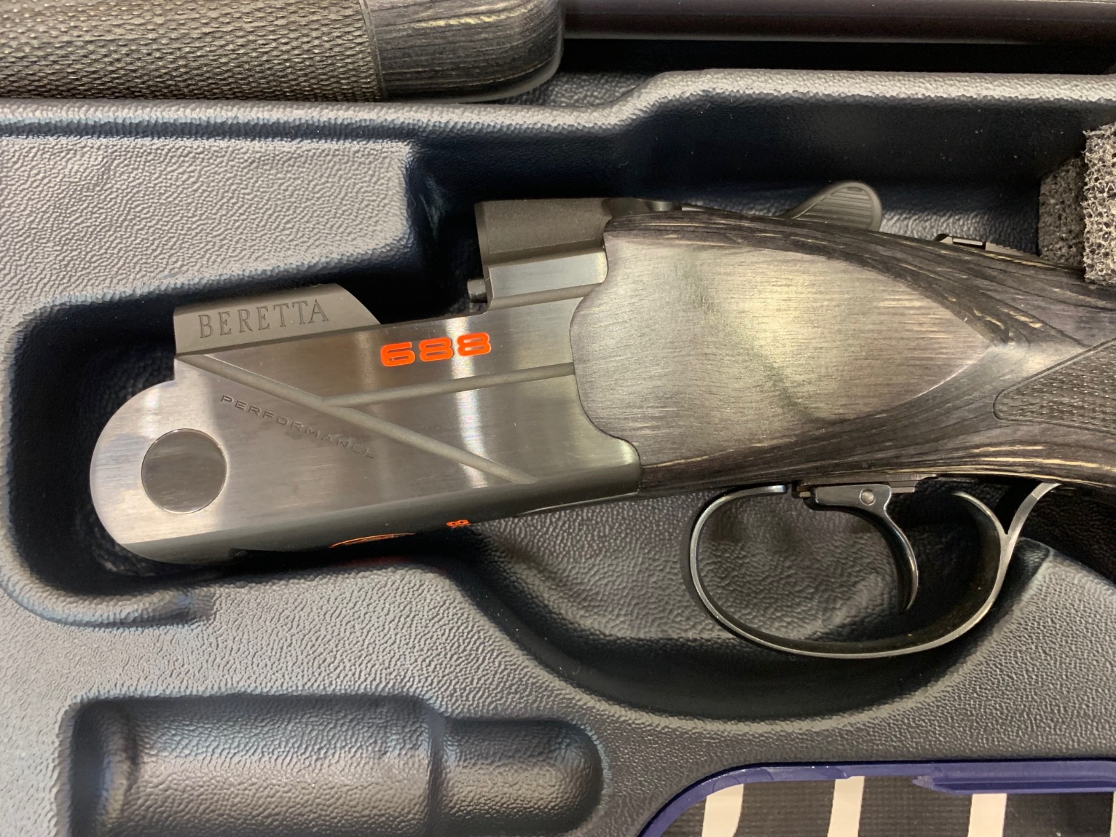 ESCOPETA BERETTA 688 BLACK SPORTING ESTRENO