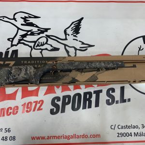 RIFLE CZ 457 HUNTER STRATA 17 HMR NOVEDAD