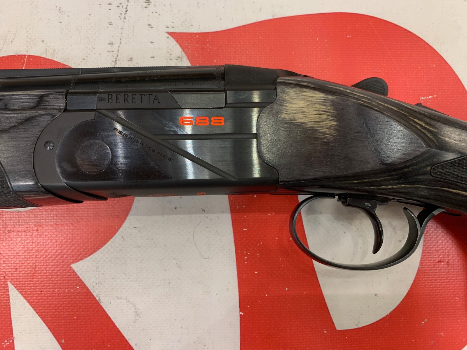 ESCOPETA BERETTA 688 BLACK TRAP REESTRENO