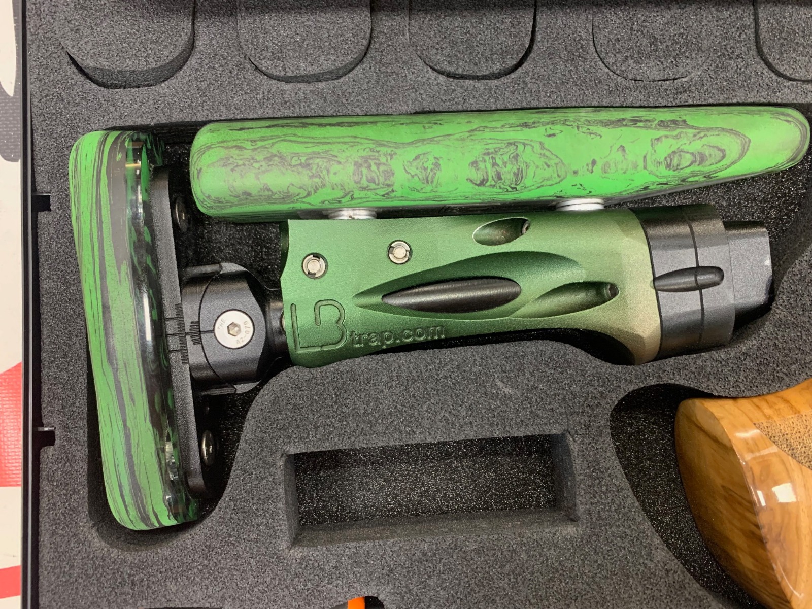 CULATA Y PASAMANOS LB TRAP BERETTA DT11