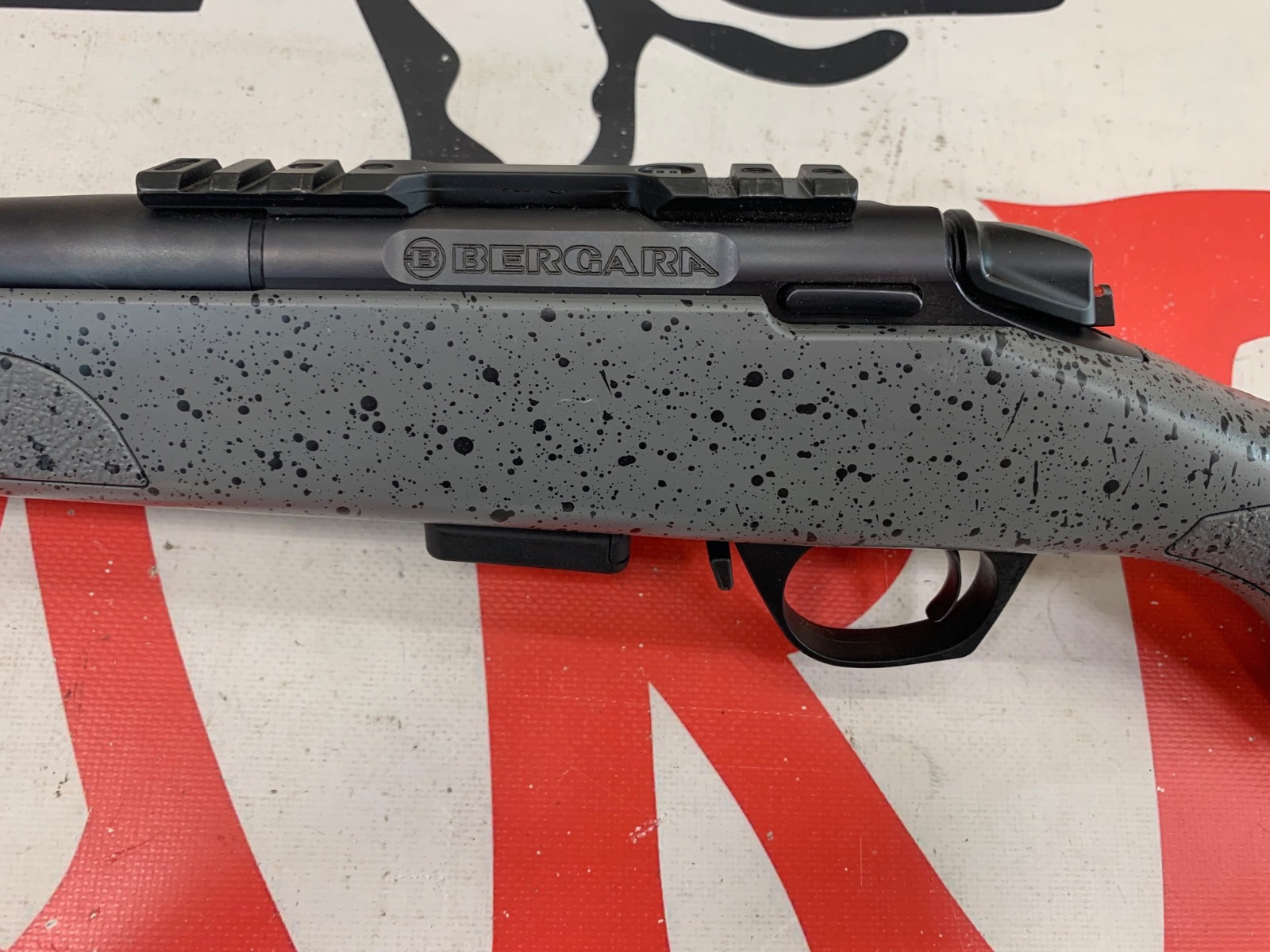 RIFLE BERGARA BMR STEEL CAL 22 IMPECABLE